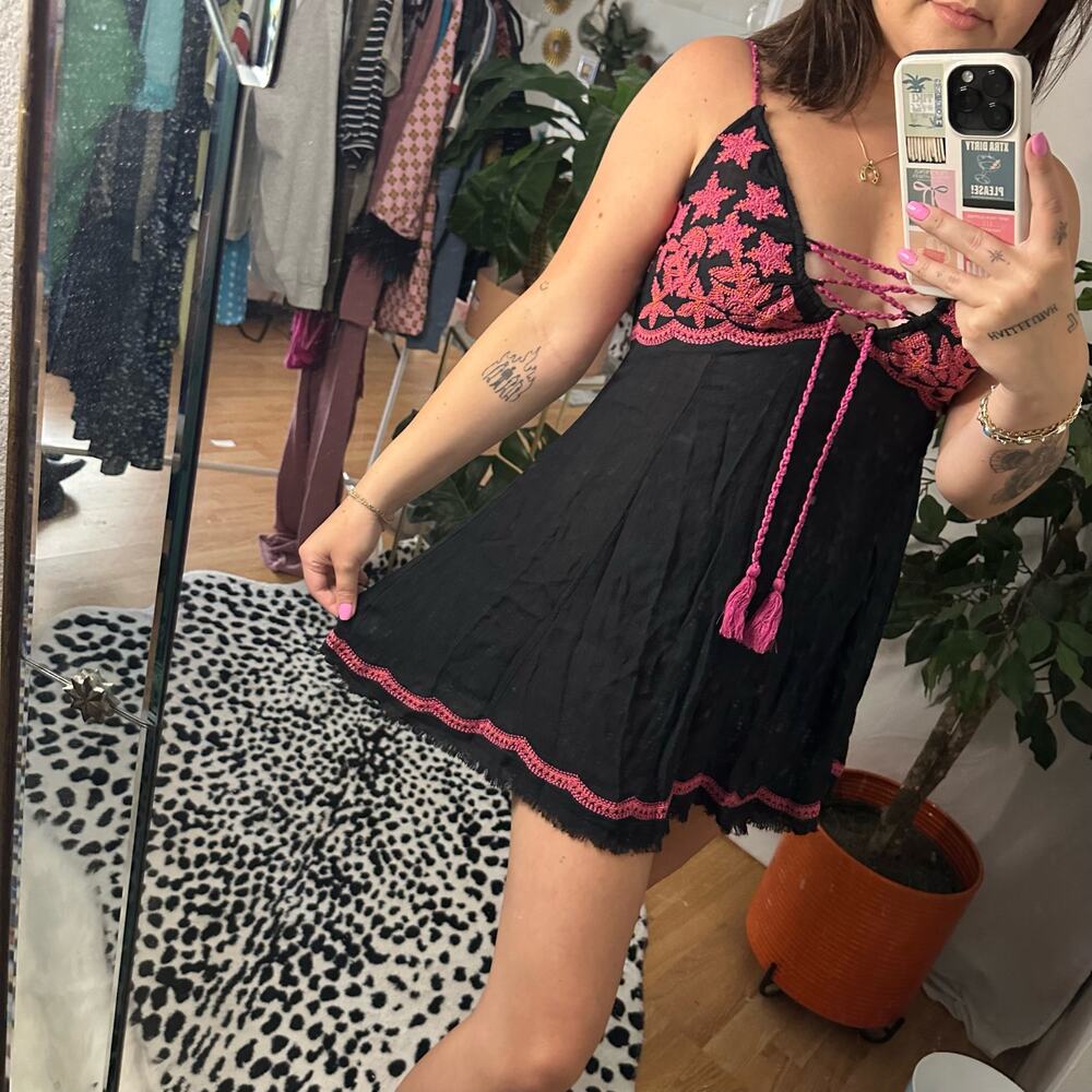 Free People Cecelia Embroidered Boho Slip Dress Black Pink Size XS - Picture 5 of 6